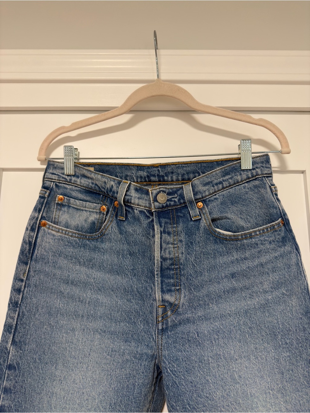 Levi’s 501 High-Rise Jeans - Picture 2 of 9